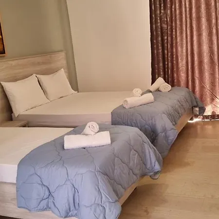 Alex Apartmanhotel Laganász