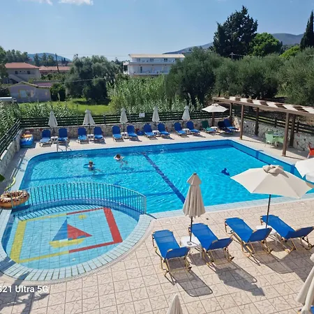 Alex Apartmanhotel *